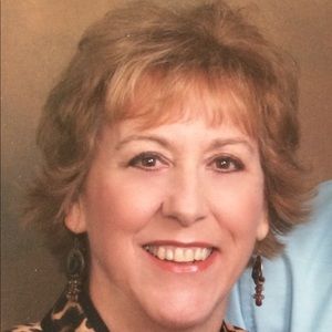 Meet your Posher, Lois